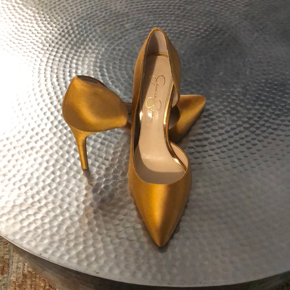 yellow satin Jessica Simpson pumps